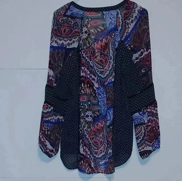 Gibson Latimer blouse Size Medium multiple color - Picture 8 of 8